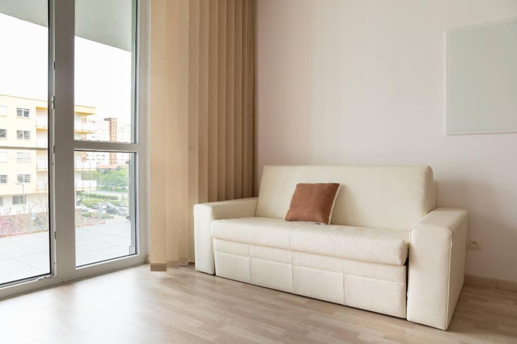 Great Tourist And Business Apartment Bratislava Buitenkant foto